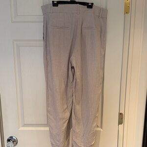 Women’s Tan Pants